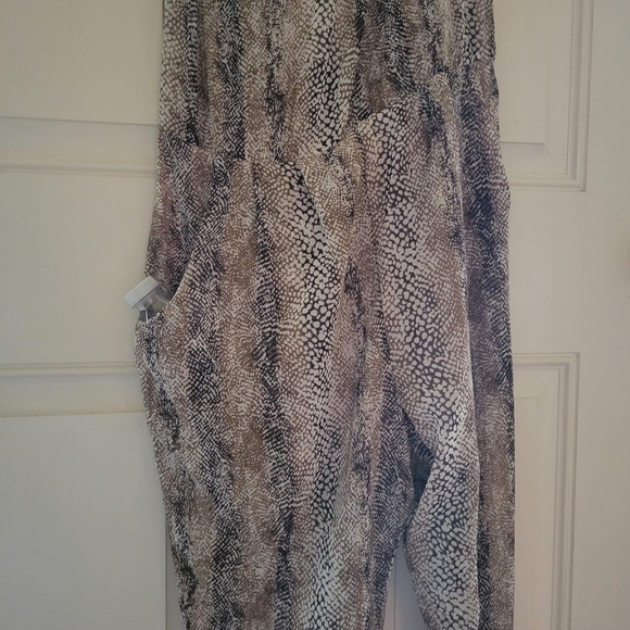 Snake Print Jumpsuit - Picture 4 of 4